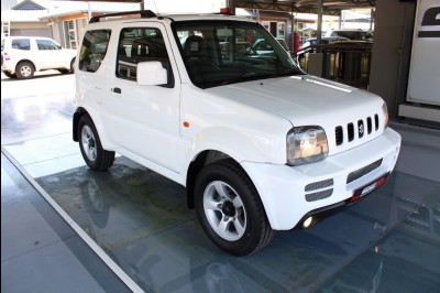 BUY SUZUKI JIMNY 2011 1.3, Motor Trader