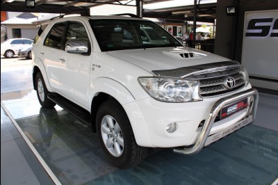 BUY TOYOTA FORTUNER 2011 3.0D-4D R/B, Motor Trader