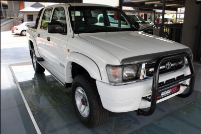 BUY TOYOTA HILUX 2001 3.0 KZTE 4X4 D/C MAN, Motor Trader