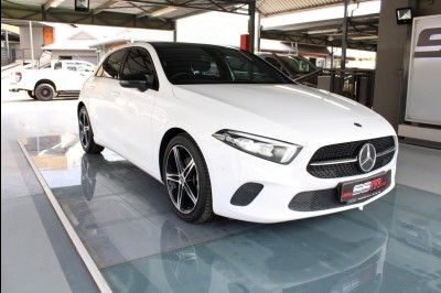 BUY MERCEDES-BENZ 2020 A 200D A/T, Motor Trader