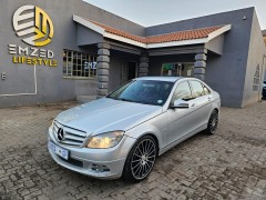 BUY MERCEDES-BENZ C CLASS SEDAN 2011 C180 CGI BE AVANTGARDE A/T, Motor Trader