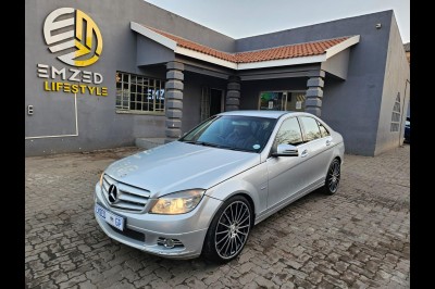 BUY MERCEDES-BENZ C CLASS SEDAN 2011 C180 CGI BE AVANTGARDE A/T, Motor Trader