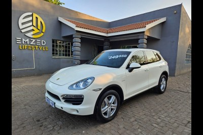 BUY PORSCHE CAYENNE 2011 TIPTRONIC (E2), Motor Trader