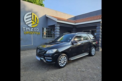 BUY MERCEDES-BENZ A8 2012 ML 250 BLUETEC, Motor Trader