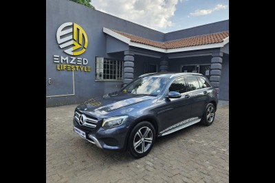 BUY MERCEDES-BENZ GLC 2016 220D, Motor Trader