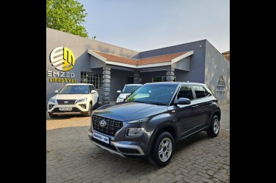 BUY HYUNDAI VENUE 2022 1.0 TGDI MOTION, Motor Trader