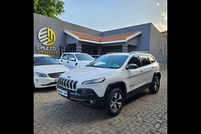 BUY JEEP CHEROKEE 2015 3.2 TRAILHAWK A/T, Motor Trader