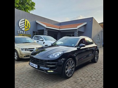2015 Porsche Macan