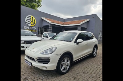 BUY PORSCHE CAYENNE 2011, Motor Trader