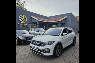 BUY VOLKSWAGEN T-CROSS 2022 1.5 TSI R-LINE DSG, Motor Trader